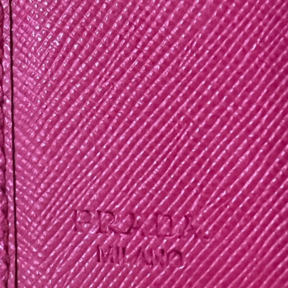 PRADA Card Case Bi-Fold Saffiano Leather Pink Women Logo Authentic - Picture 5 of 8